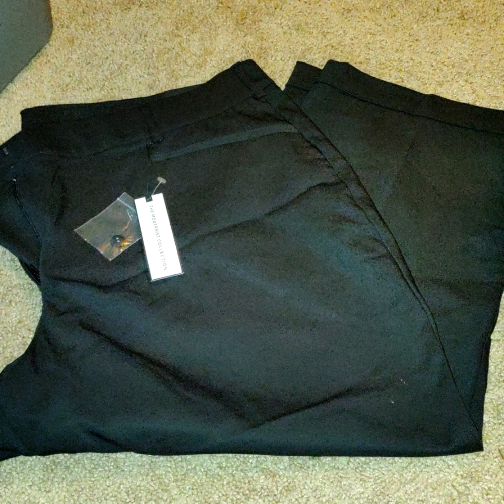 Plus size crop pant